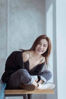 人鲁交YAZHONGHUCXX